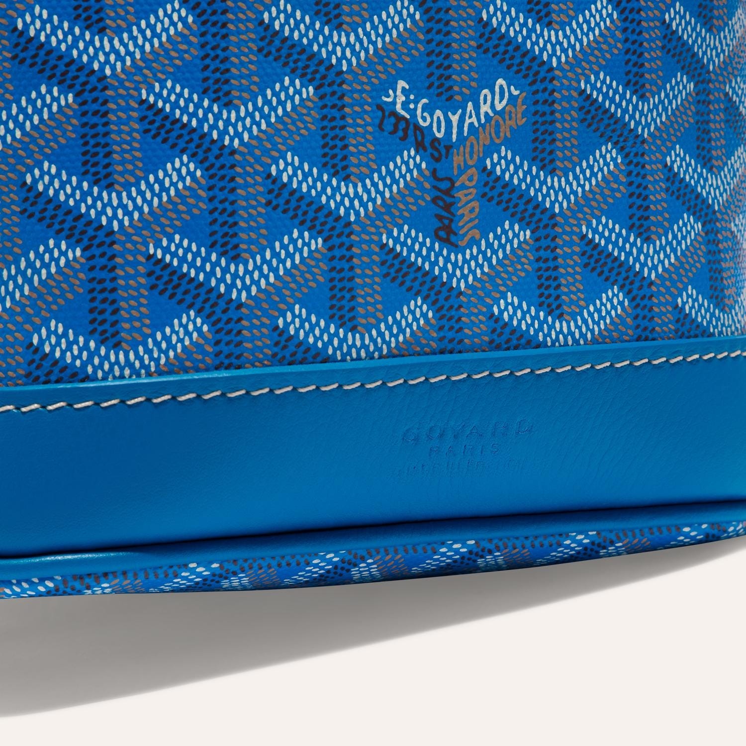 Petit Flot Bucket Bag - Image 3